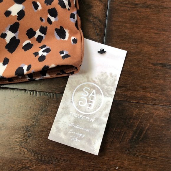 Sage Collection Sport Bra - Picture 8 of 13